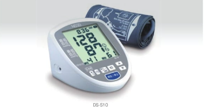 上腕式デジタル血圧計  DS-N10/DS-S10